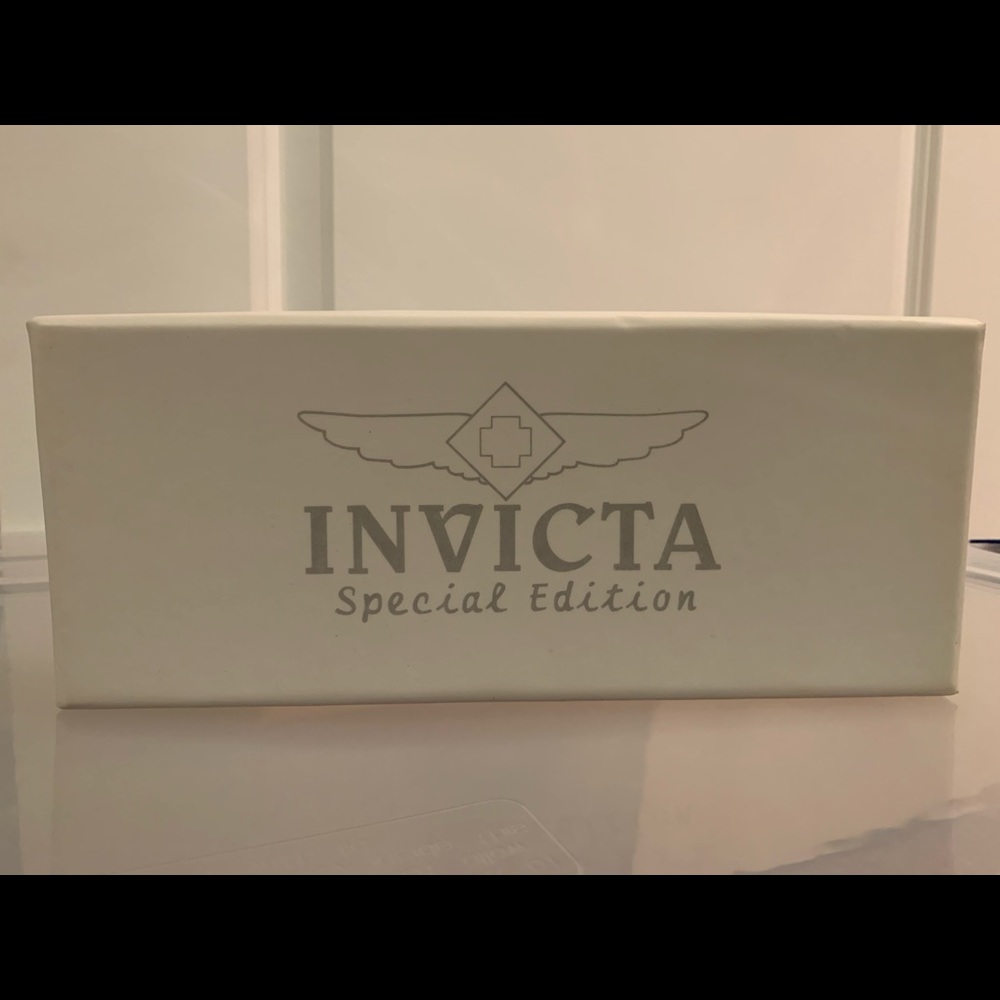 Women’s Invicta watch and bands